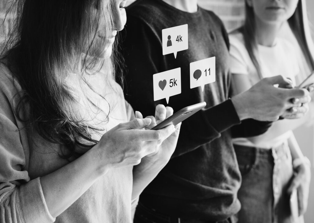 utilisateurs de tel portable surfent sur le web
